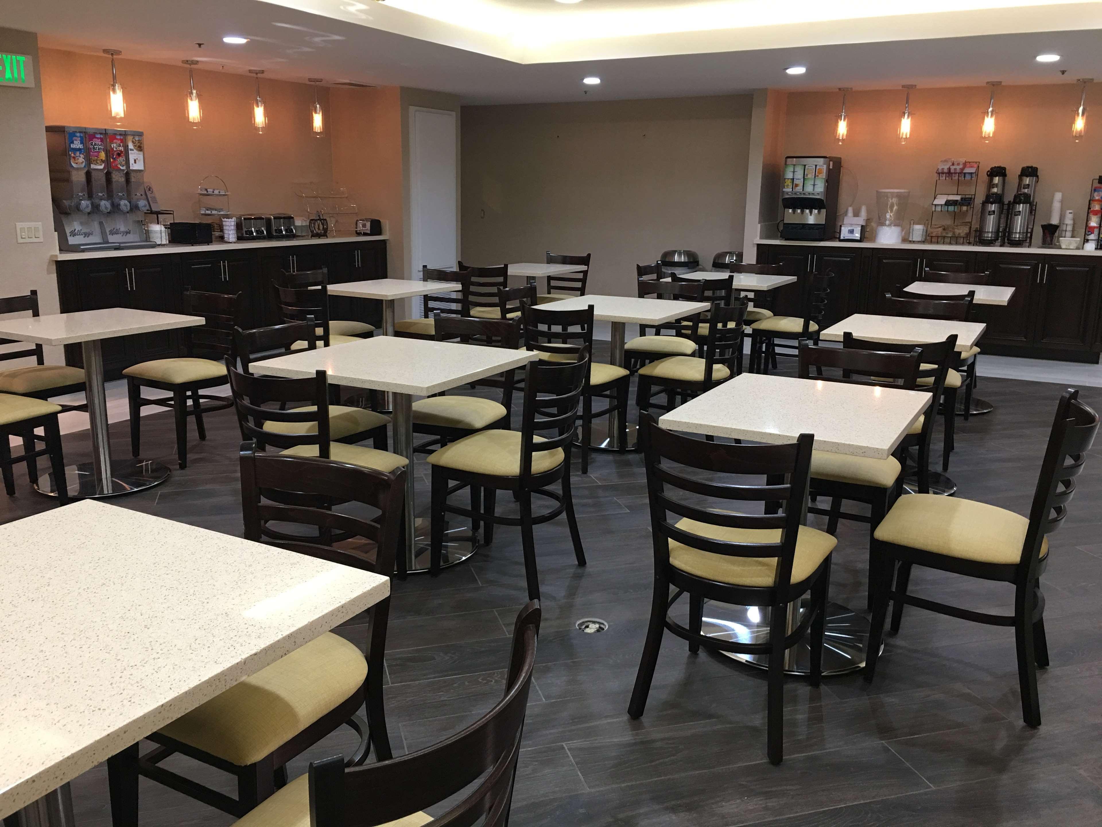 Best Western Plus West Covina Inn Extérieur photo